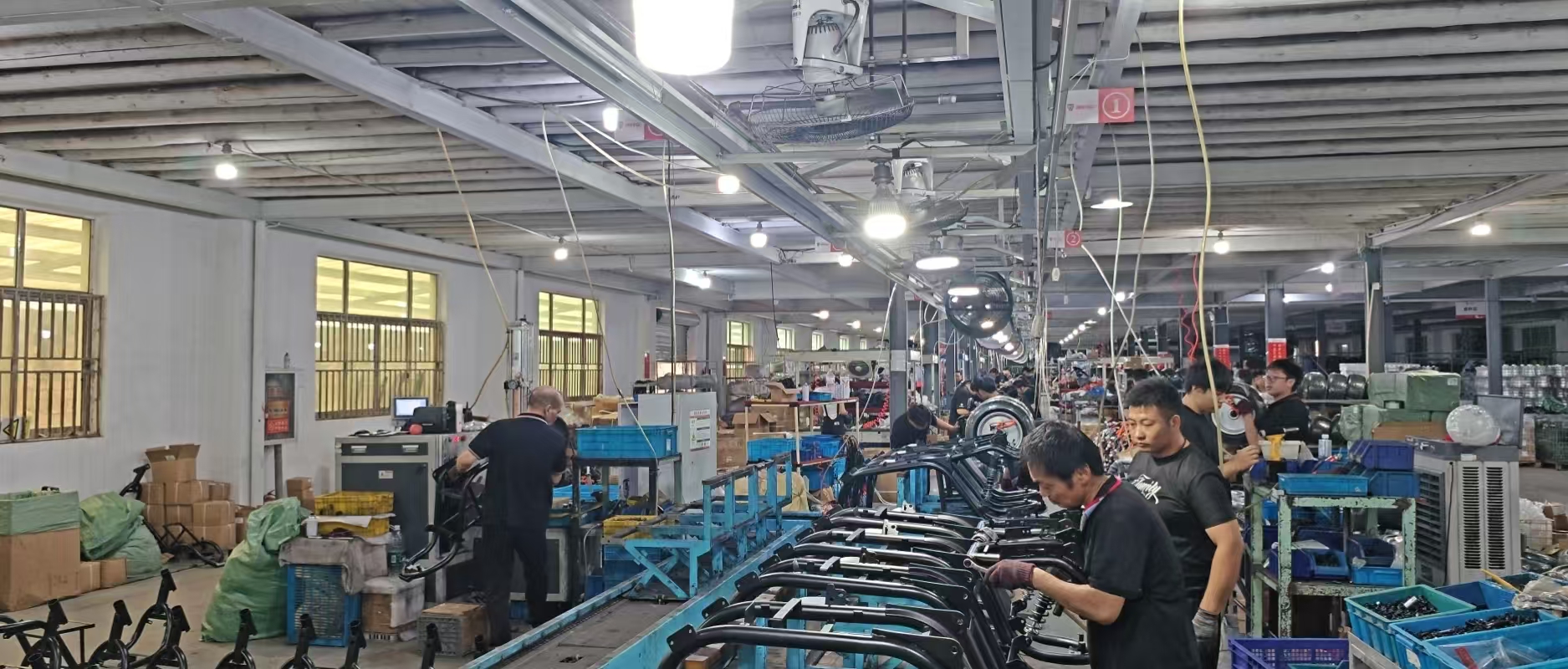 EV-Riding factory assembly line